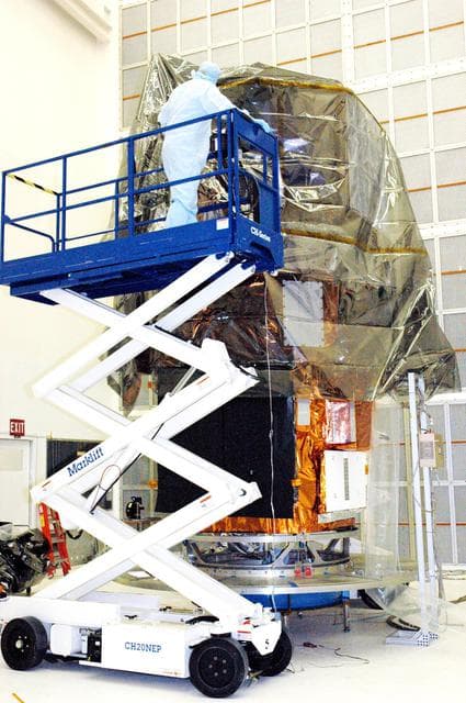 NASA image: KSC-04pd-2248