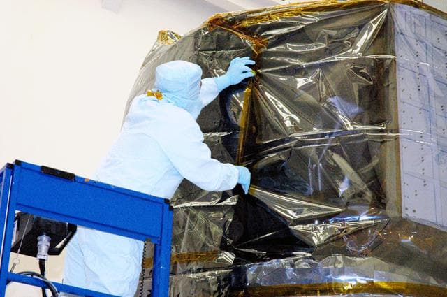 NASA image: KSC-04pd-2250