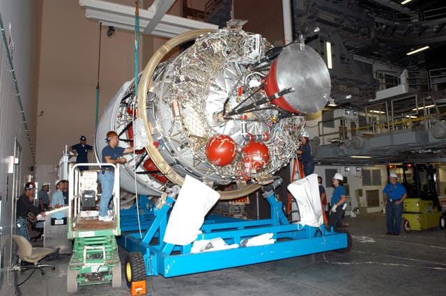 NASA image: KSC-04pd-2270