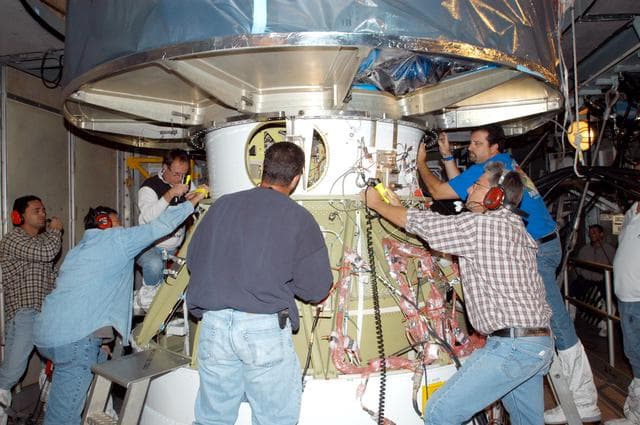 NASA image: KSC-04pd-2286