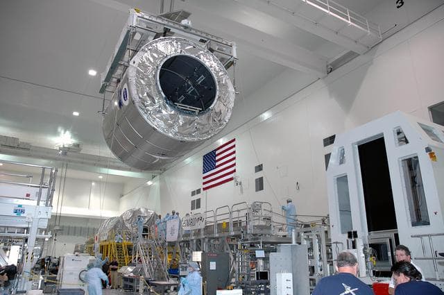 NASA image: KSC-04pd-2303