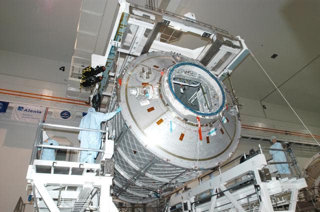 NASA image: KSC-04pd-2311