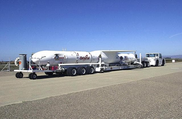 NASA image: KSC-04pd-2321