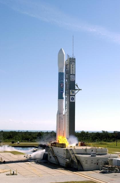 NASA image: KSC-04pd-2350