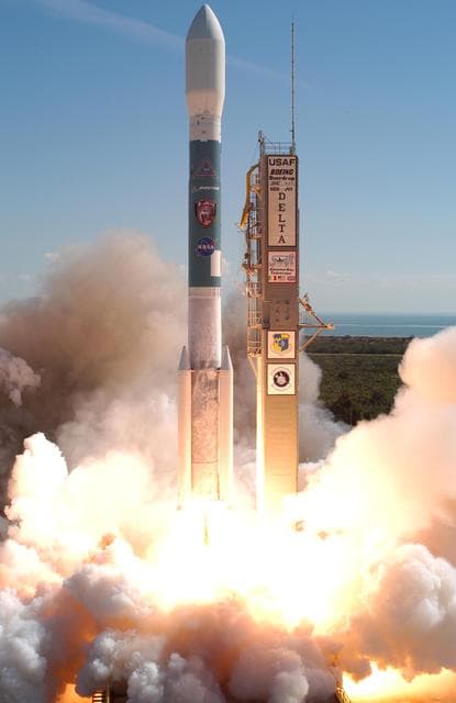NASA image: KSC-04pd-2352