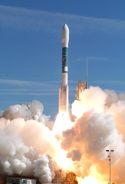 NASA image: KSC-04pd-2353
