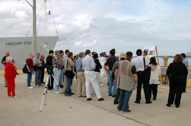 NASA image: KSC-04pd-2394