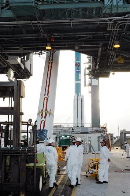 NASA image: KSC-04pd-2425