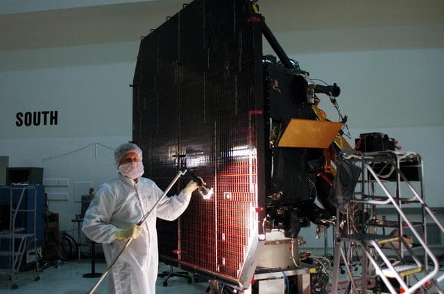 NASA image: KSC-04pd-2504