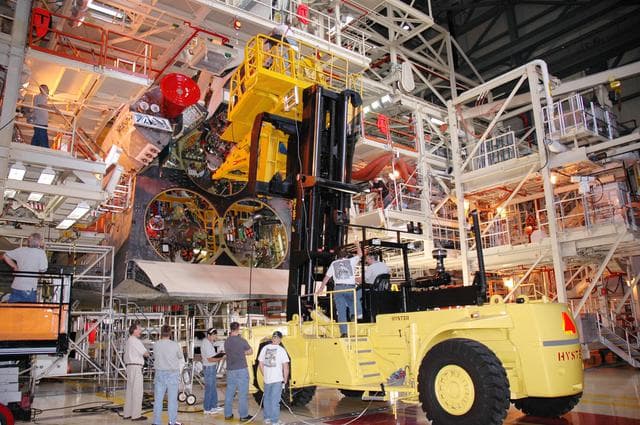 NASA image: KSC-04pd-2510