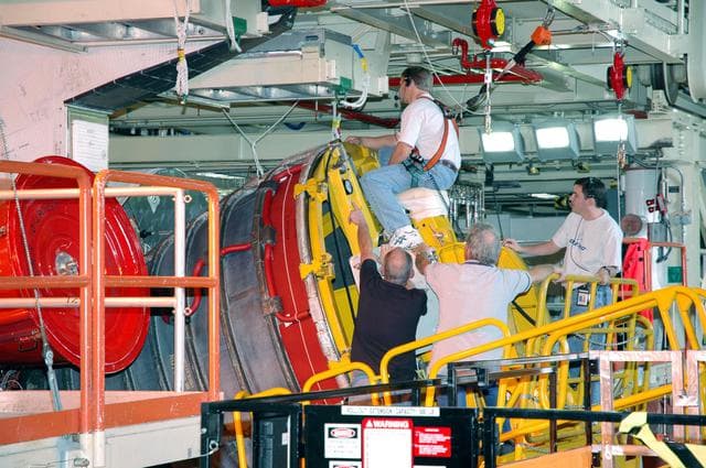 NASA image: KSC-04pd-2513