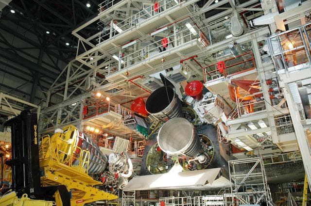 NASA image: KSC-04pd-2523