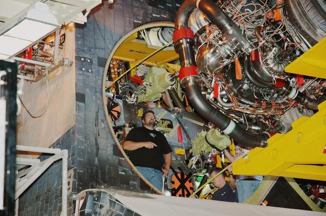 NASA image: KSC-04pd-2526
