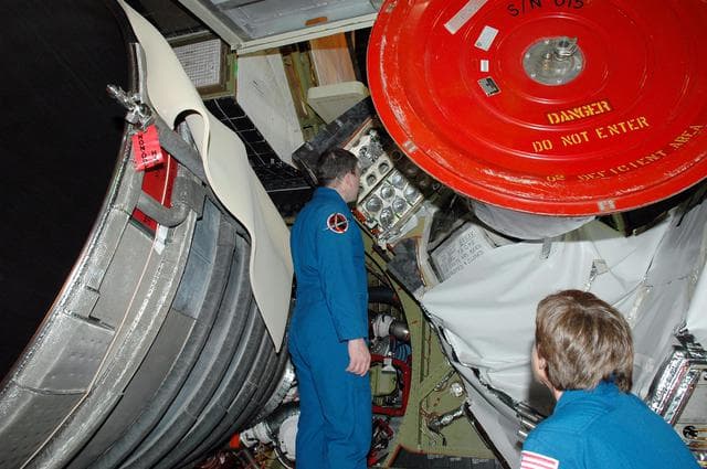NASA image: KSC-04pd-2593