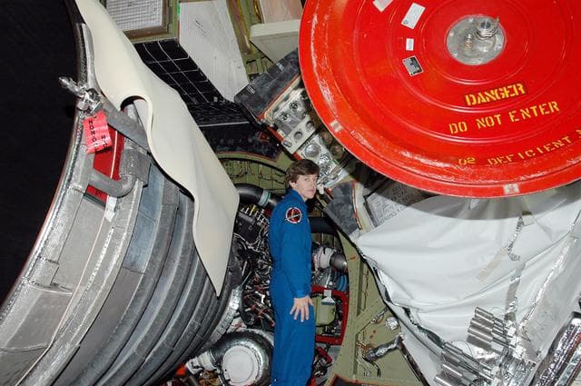 NASA image: KSC-04pd-2595
