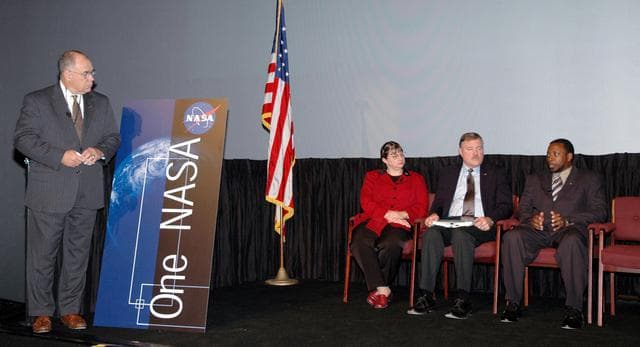 NASA image: KSC-04pd-2642