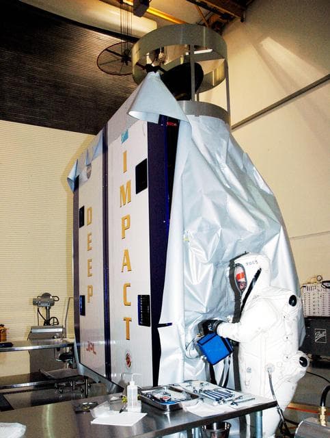 NASA image: KSC-04pd-2671b