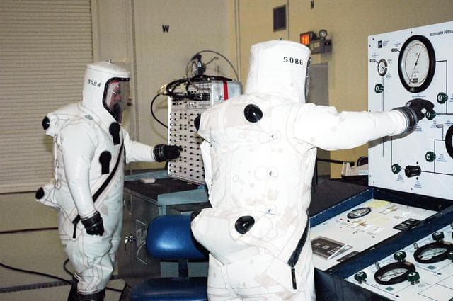 NASA image: KSC-04pd-2672