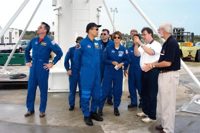 NASA image: KSC-04pd-2704