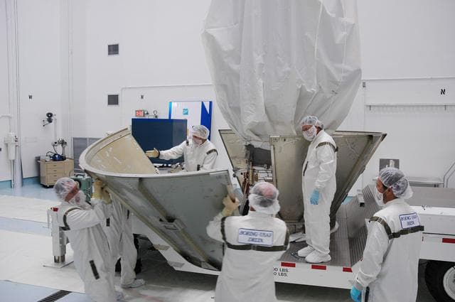 NASA image: KSC-05pd-0004