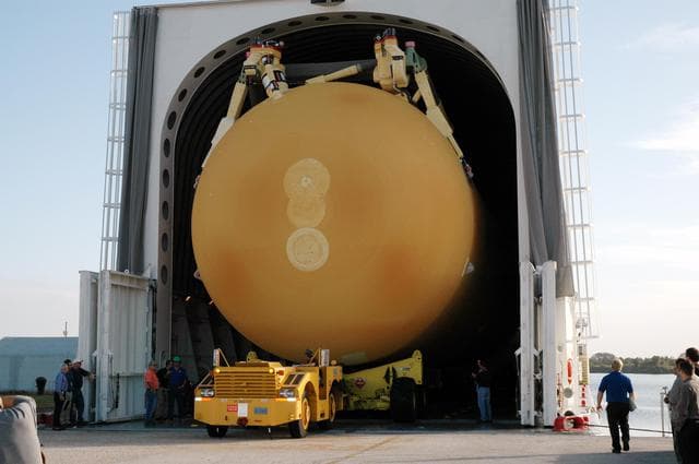 NASA image: KSC-05pd-0044