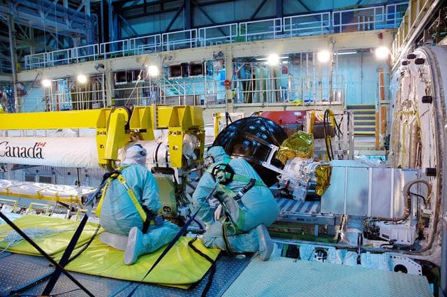 NASA image: KSC-05pd-0176