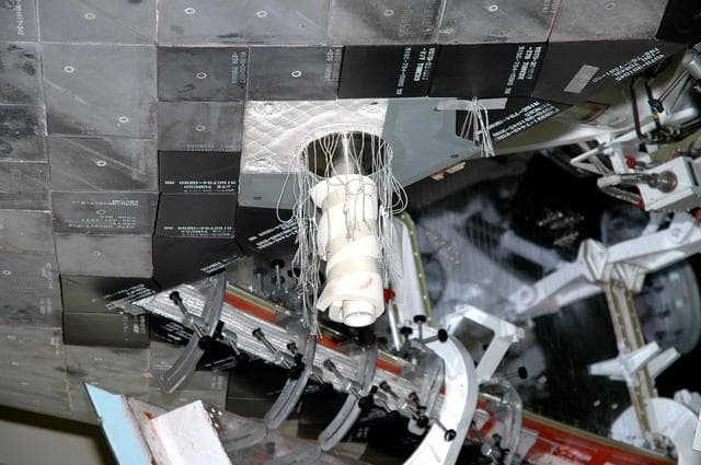 NASA image: KSC-05pd-0191