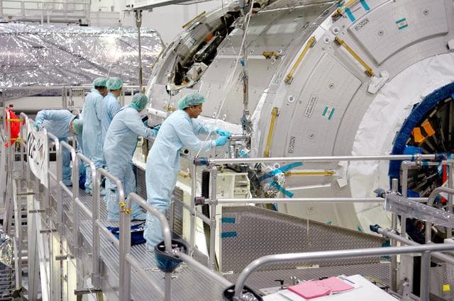 NASA image: KSC-05pd-0215