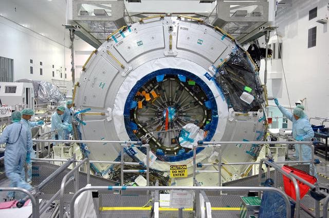 NASA image: KSC-05pd-0216