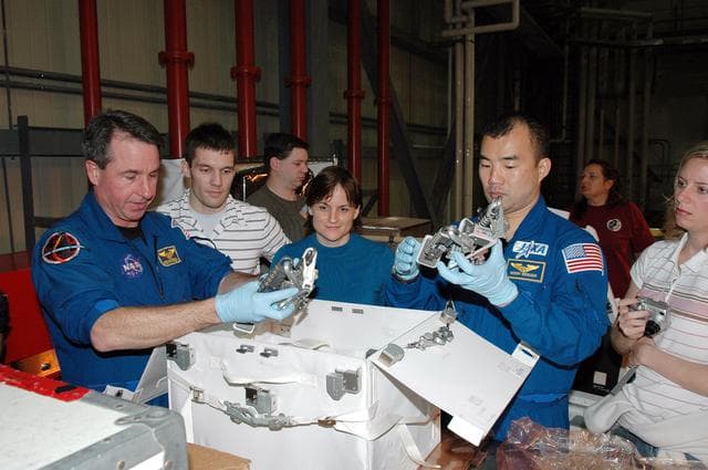 NASA image: KSC-05pd-0252