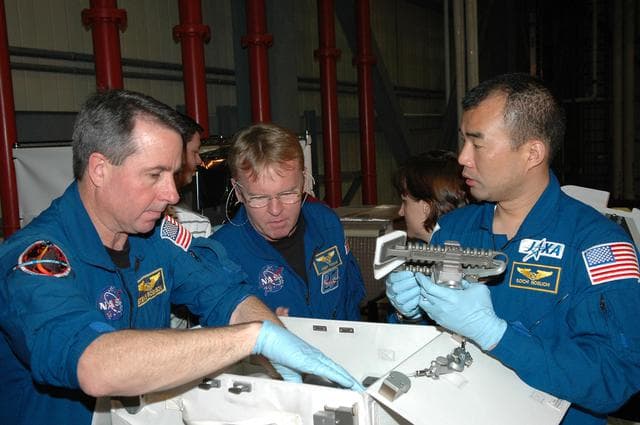 NASA image: KSC-05pd-0255