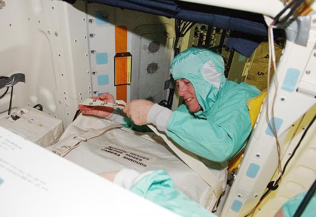 NASA image: KSC-05pd-0275