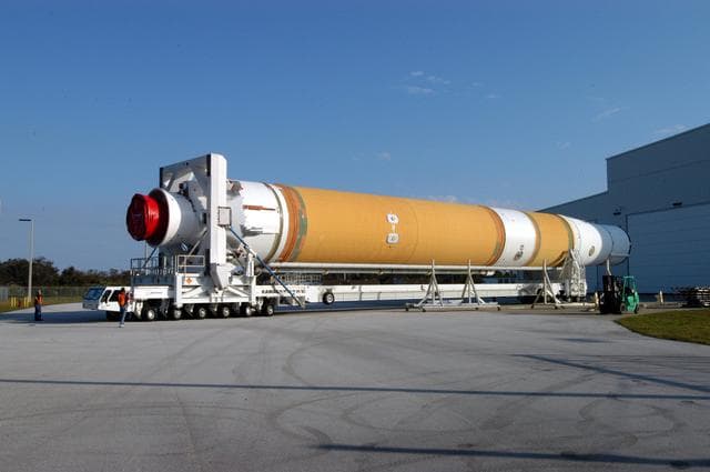 NASA image: KSC-05pd-0279