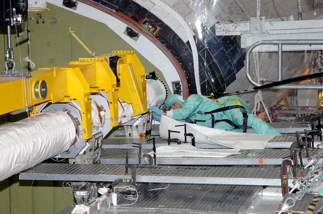 NASA image: KSC-05pd-0338