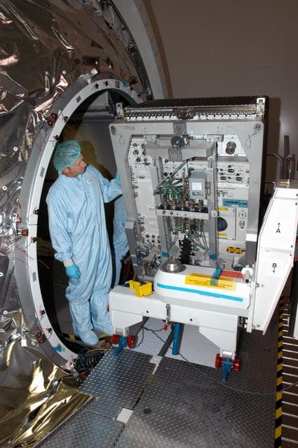 NASA image: KSC-05pd-0373