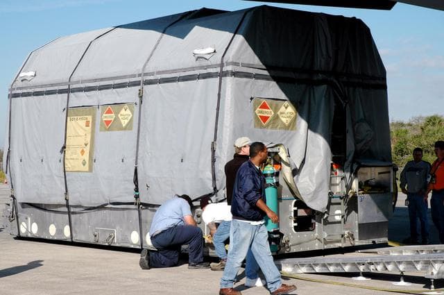NASA image: KSC-05pd-0389