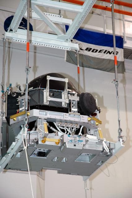 NASA image: KSC-05pd-0421