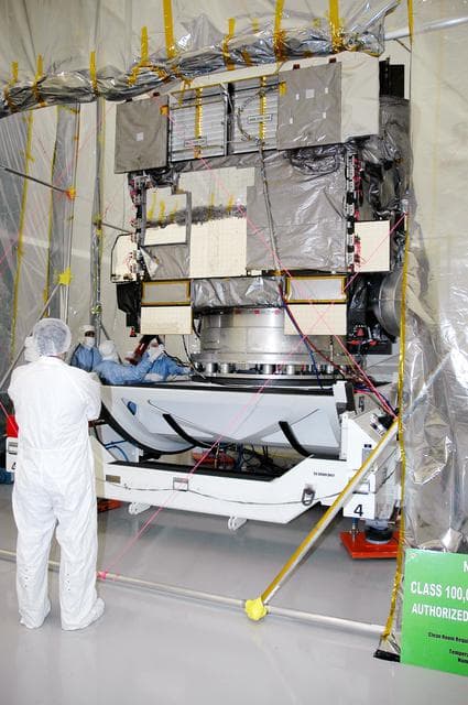 NASA image: KSC-05pd-0475