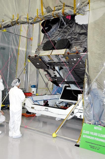 NASA image: KSC-05pd-0479