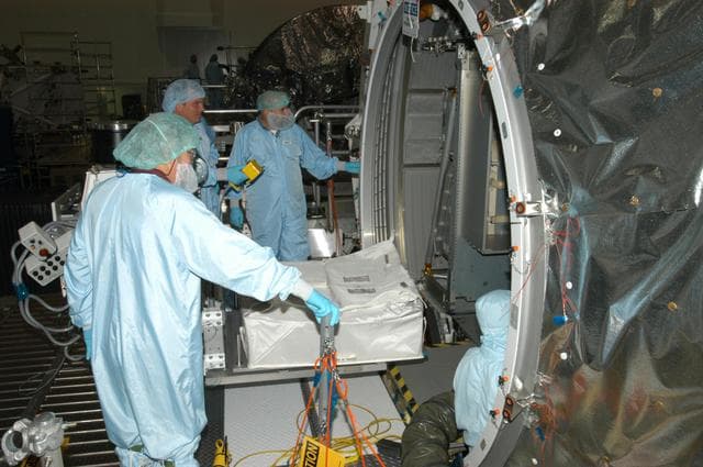 NASA image: KSC-05pd-0484