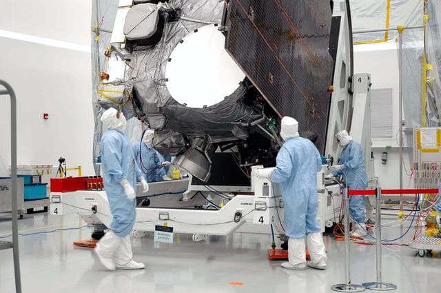 NASA image: KSC-05pd-0497