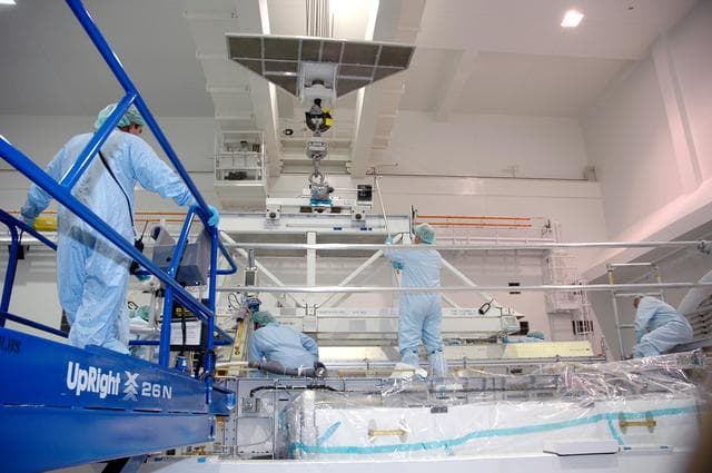 NASA image: KSC-05pd-0529