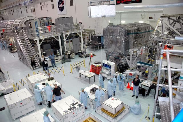 NASA image: KSC-05pd-0546