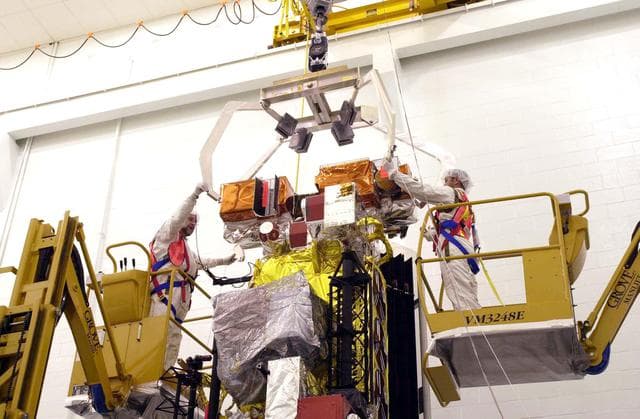 NASA image: KSC-05pd-0671