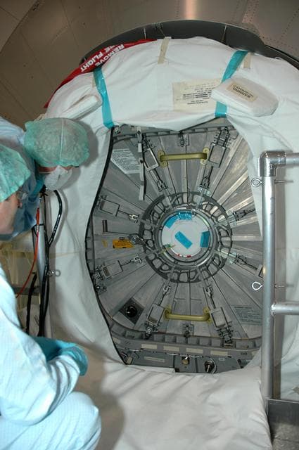 NASA image: KSC-05pd-0714