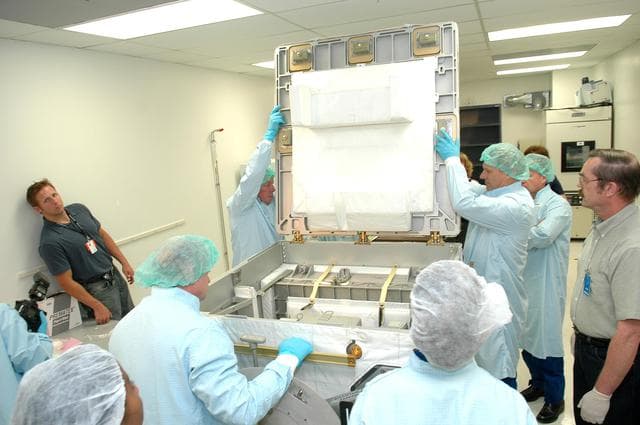 NASA image: KSC-05pd-0744
