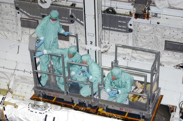 NASA image: KSC-05pd-0780