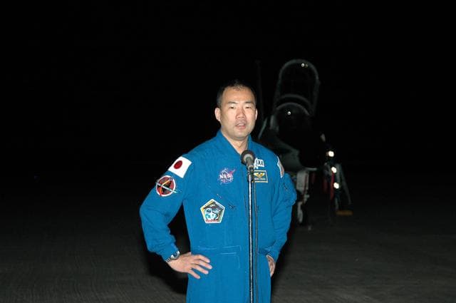 NASA image: KSC-05pd-0813