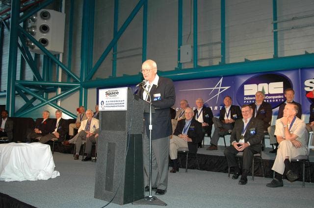 NASA image: KSC-05pd-0840
