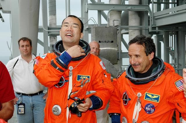 NASA image: KSC-05pd-0956